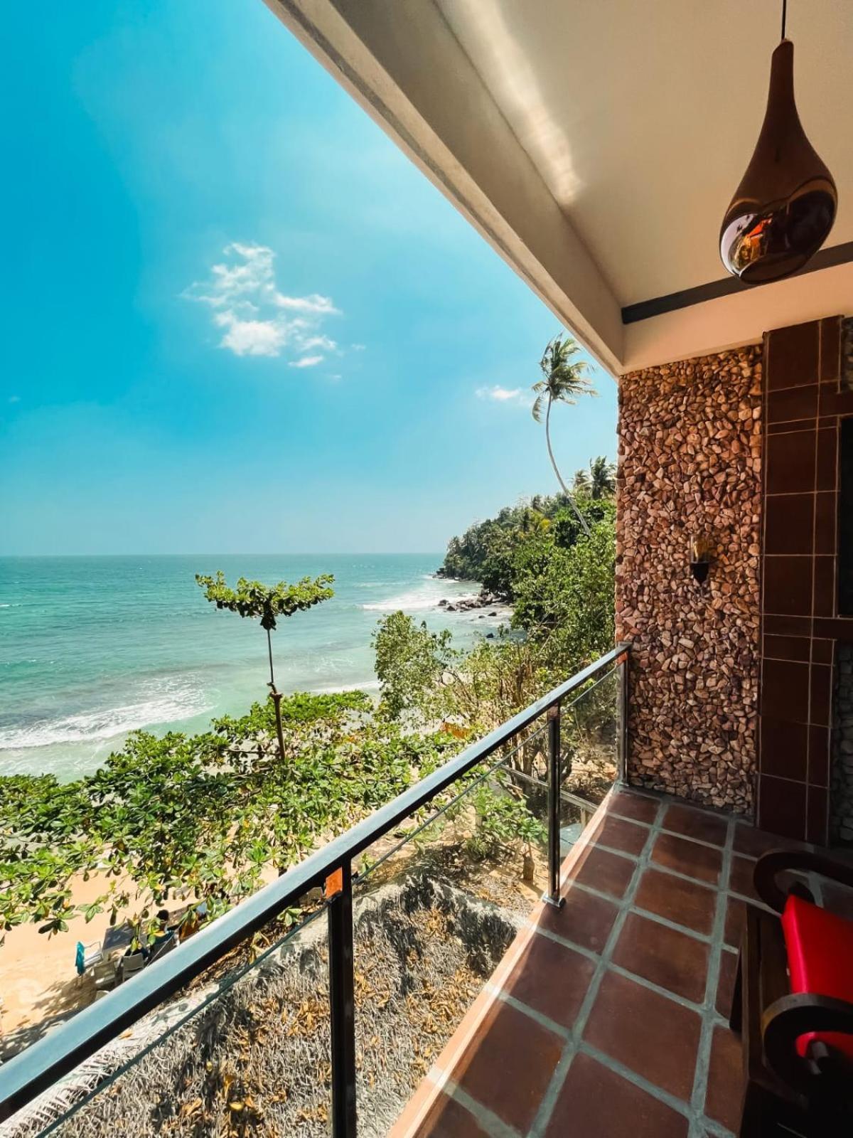 Coral Beach Hotel Mirissa Exterior foto