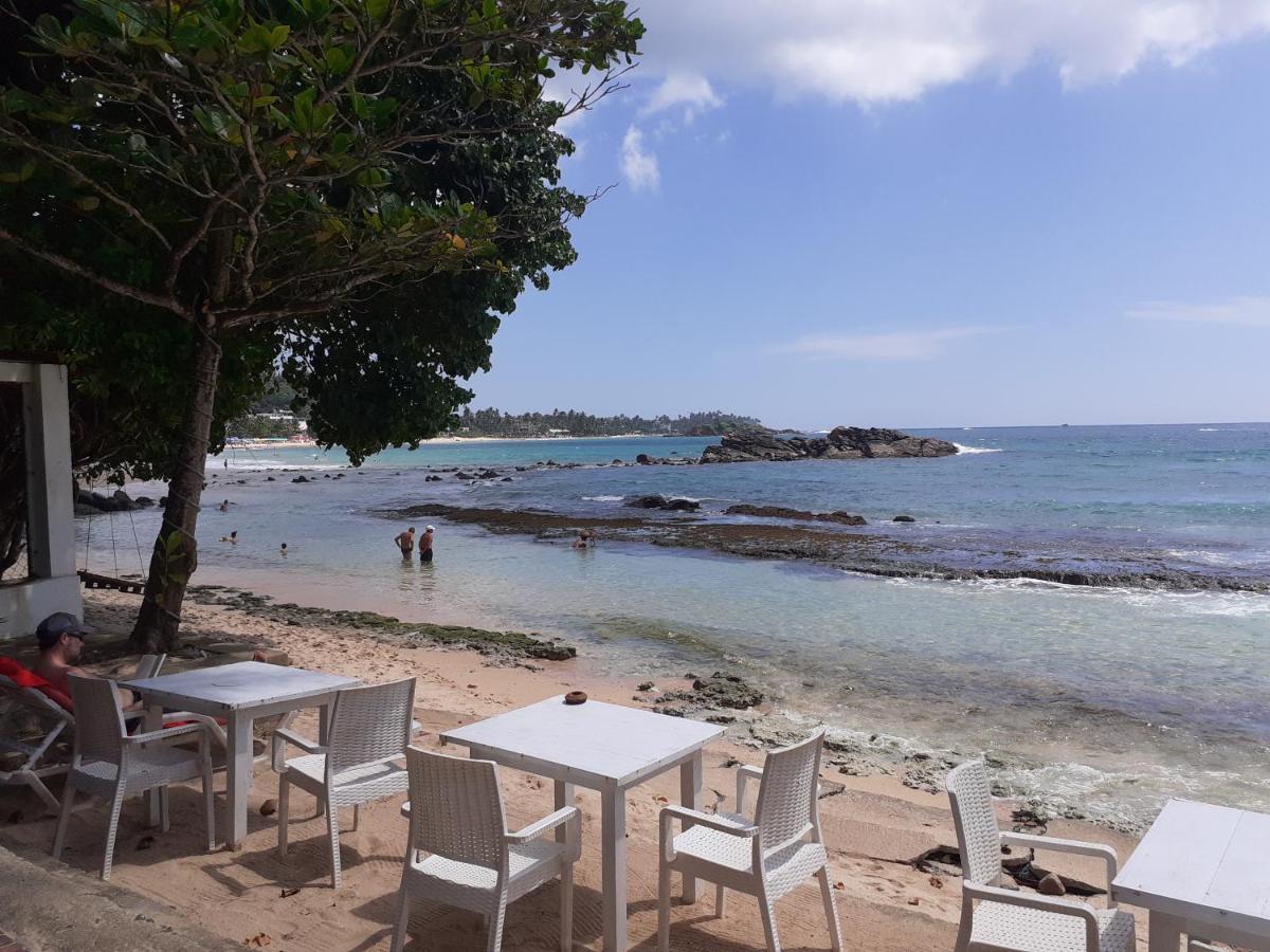 Coral Beach Hotel Mirissa Exterior foto